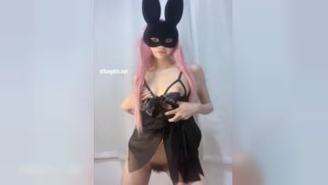 推特抖音风极品身材网红嫩妹【樱子姬】定制私拍特辑~各种COSER摇摆裸舞 (5)