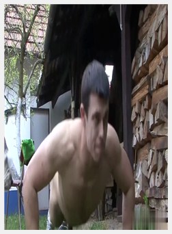 室外全裸, 肌肉手淫