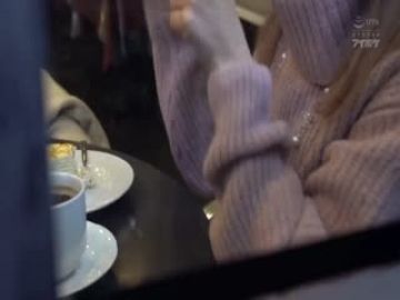 IPX-114 パパ活！ スケベな変态中年おじさんと密会性交を交わす美少女の実态 おじさん（パパ）が撮影したハメ撮り・盗撮映像をAV発売！