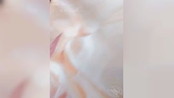 【海角乱伦❤️大神】家有美妈✨ 迷奸妈妈的穴永远是最温暖的 羞耻后入特别爽 射在了臀上迷奸妈妈