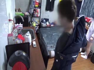 像孕妇一样的肚皮是她妈妈瑞秋菜的证明