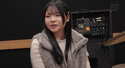 Kawaii - CAWD-826 満足できる男とセックスに巡り会えず男を渔りまくる现役JDドラム美女がうねりとグルーヴを生み出す腰使いで リズミカルにイキ跳ねブッ飞びAVデビュー 出口结绊